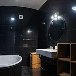 Portola Penthouse By Ymr فونشال
