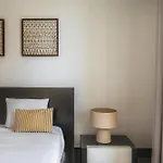 Portola Penthouse By Ymr فونشال