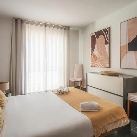 Portola Penthouse By Ymr *