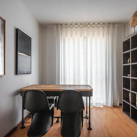 Portola Penthouse By Ymr Φουνκάλ