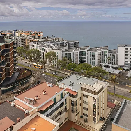 Lejlighed Portola Penthouse By Ymr