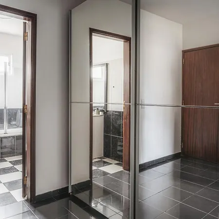 Portola Penthouse By Ymr 公寓