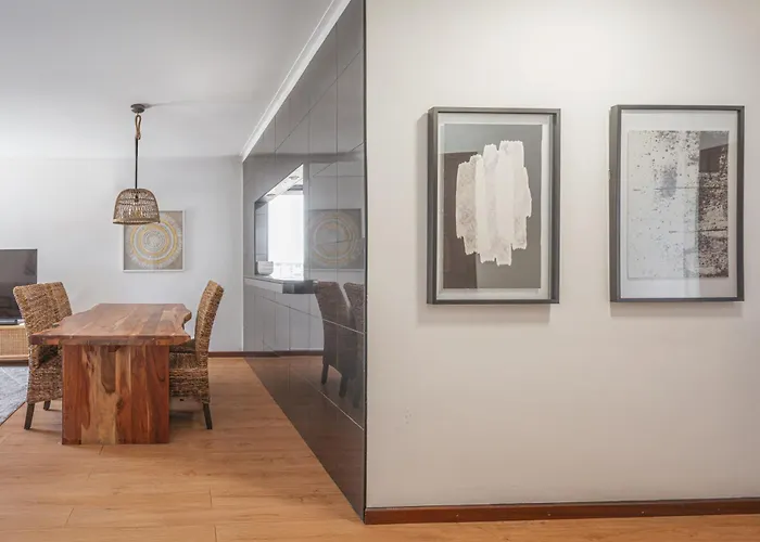 Portola Penthouse By Ymr *