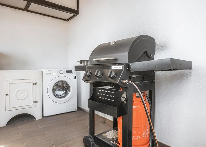 Portola Penthouse By Ymr *