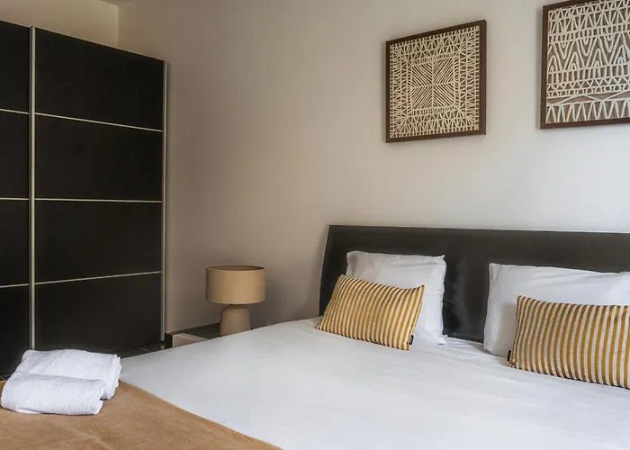 Apartment Portola Penthouse By Ymr