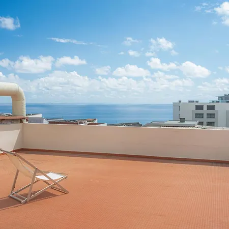 Portola Penthouse By Ymr